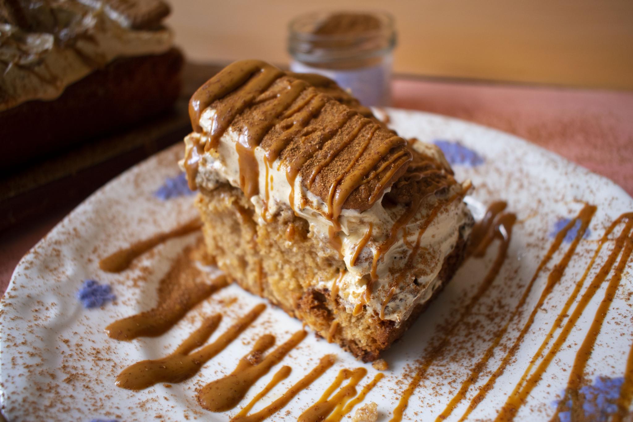 Biscoff Cream Speculoos Cake Nikibakes